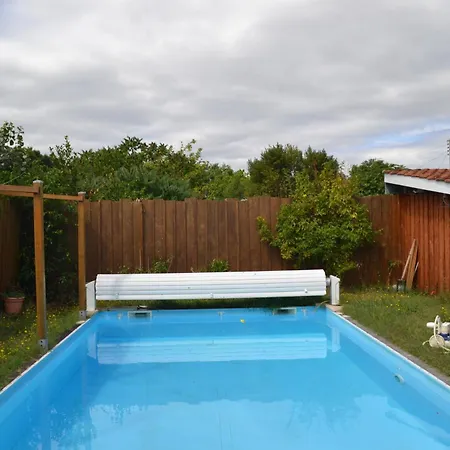 ヴィラ Le Repos Avec Piscine Proche De Bordeaux Minimum De 3 Nuits ヴィルナーヴ・ドルノン