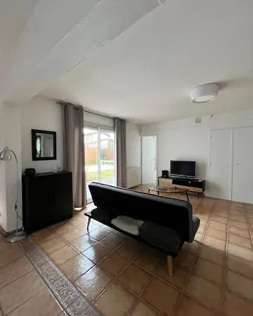 Вилла Le Repos Avec Piscine Proche De Bordeaux